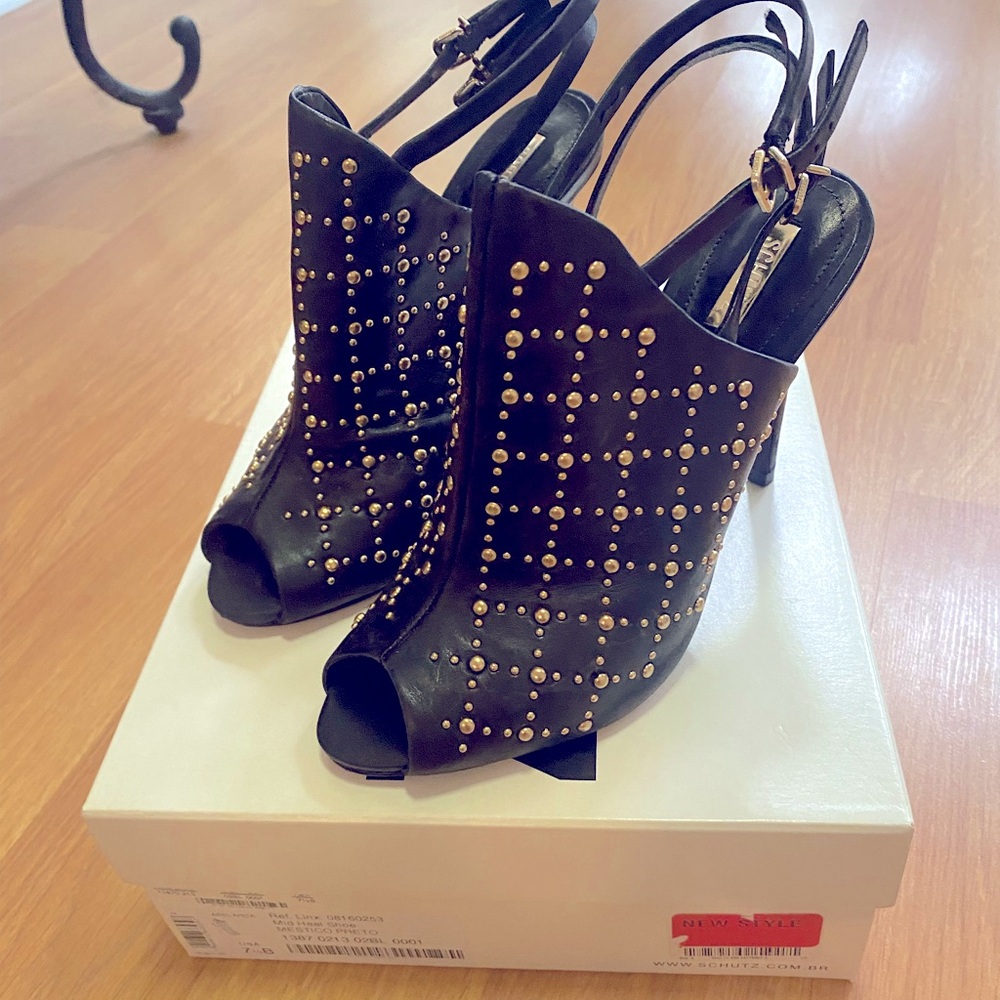 Like new studded heels